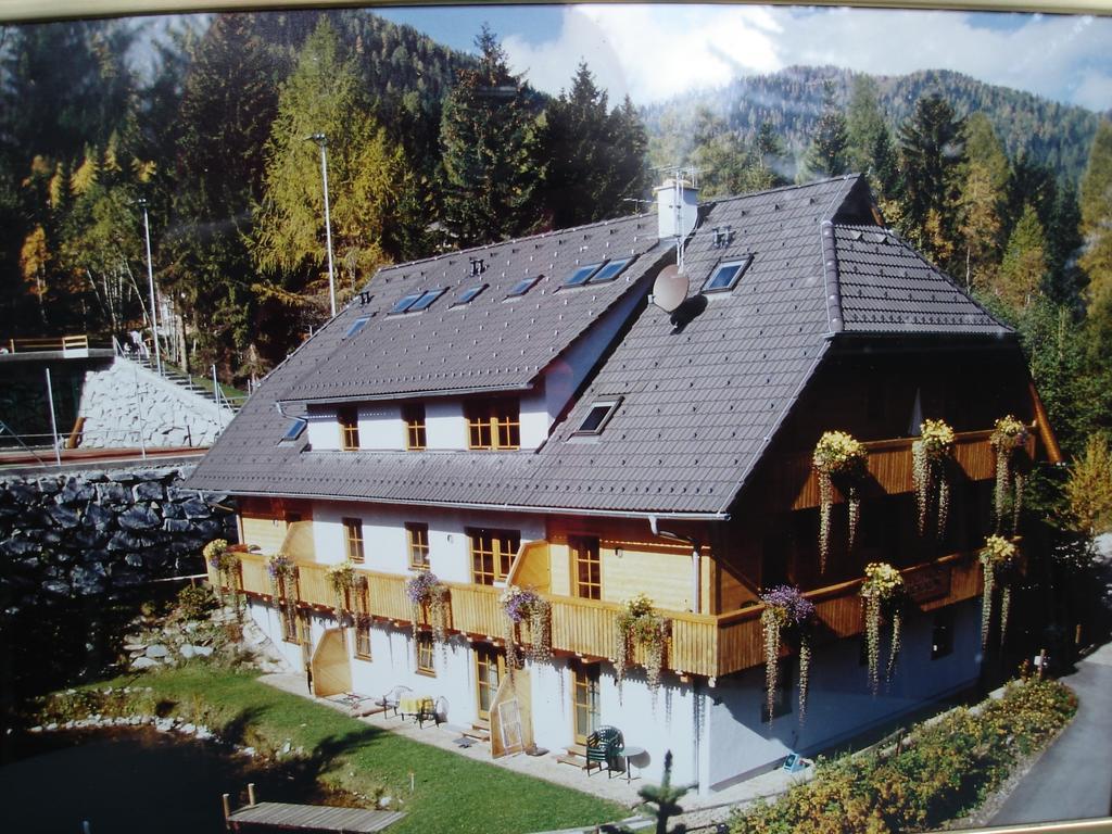 Landhaus Nockalm - Kaernten Card Sommer 2025 Inklusive باد كلينكيرشهايم المظهر الخارجي الصورة