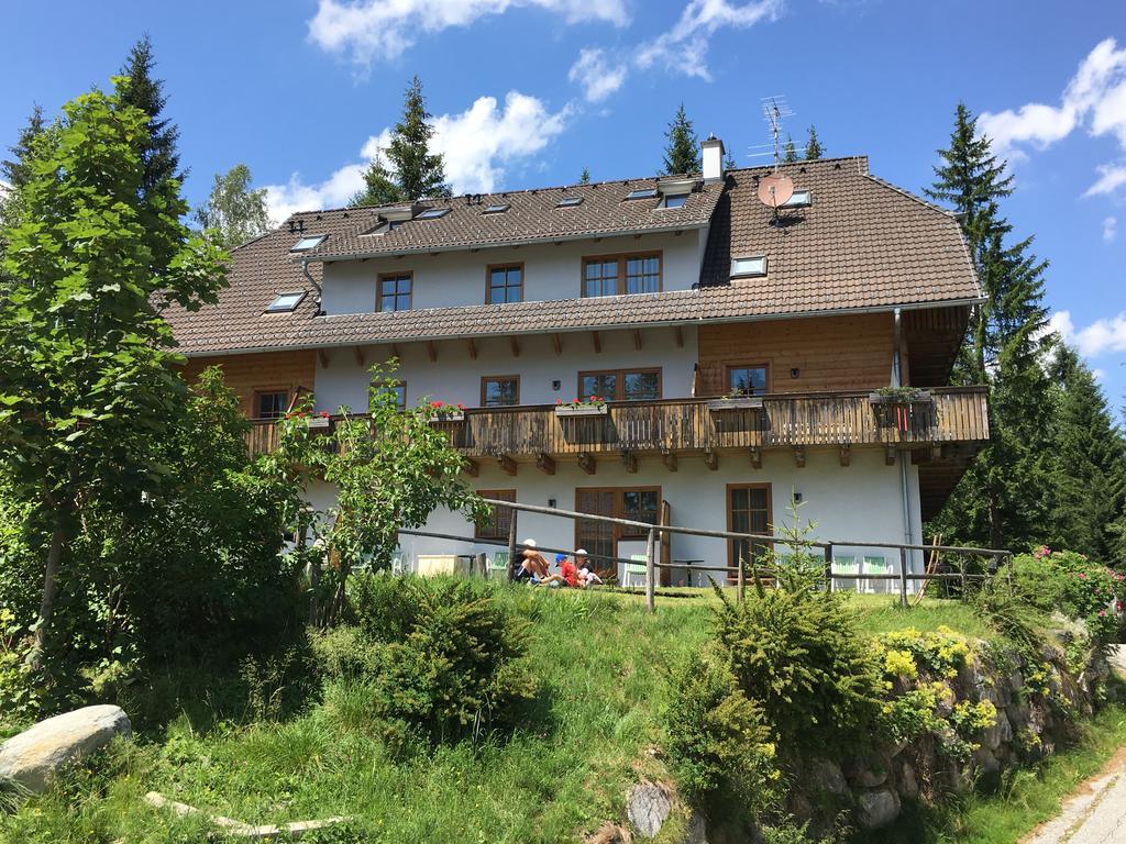 Landhaus Nockalm - Kaernten Card Sommer 2025 Inklusive باد كلينكيرشهايم المظهر الخارجي الصورة